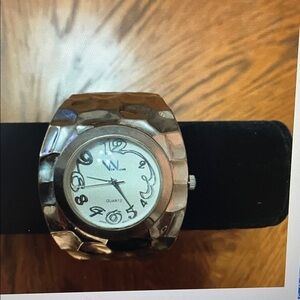 VTG Via Nova hammered Silver Cuff Stainless watch